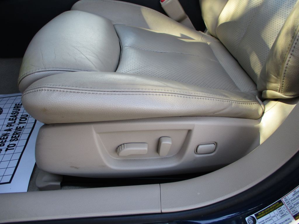 2014 Nissan Maxima Image 17