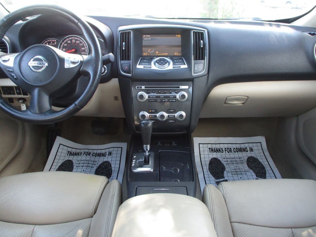 2014 Nissan Maxima Image 23