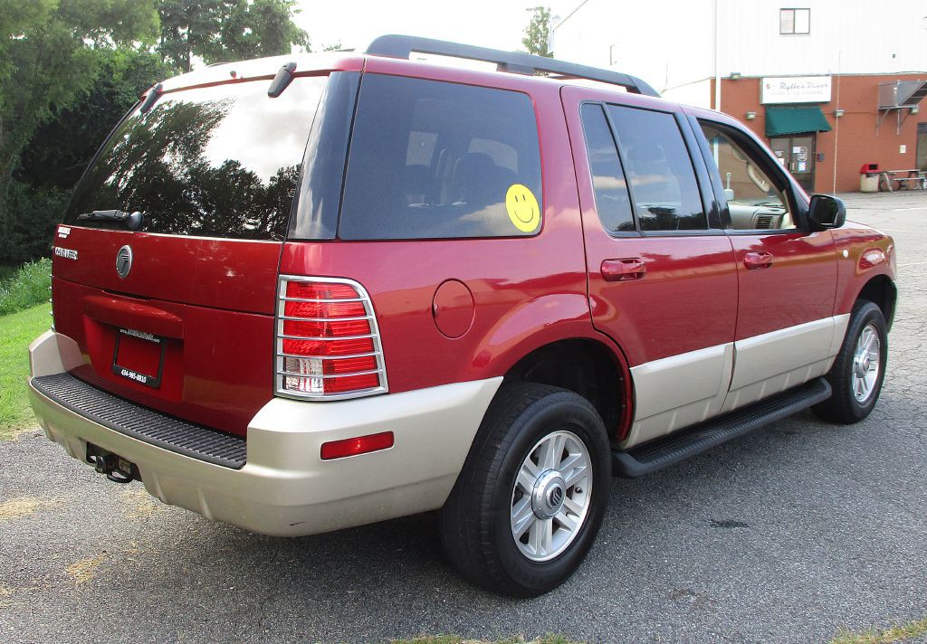 2005 Mercury Mountaineer Image 7