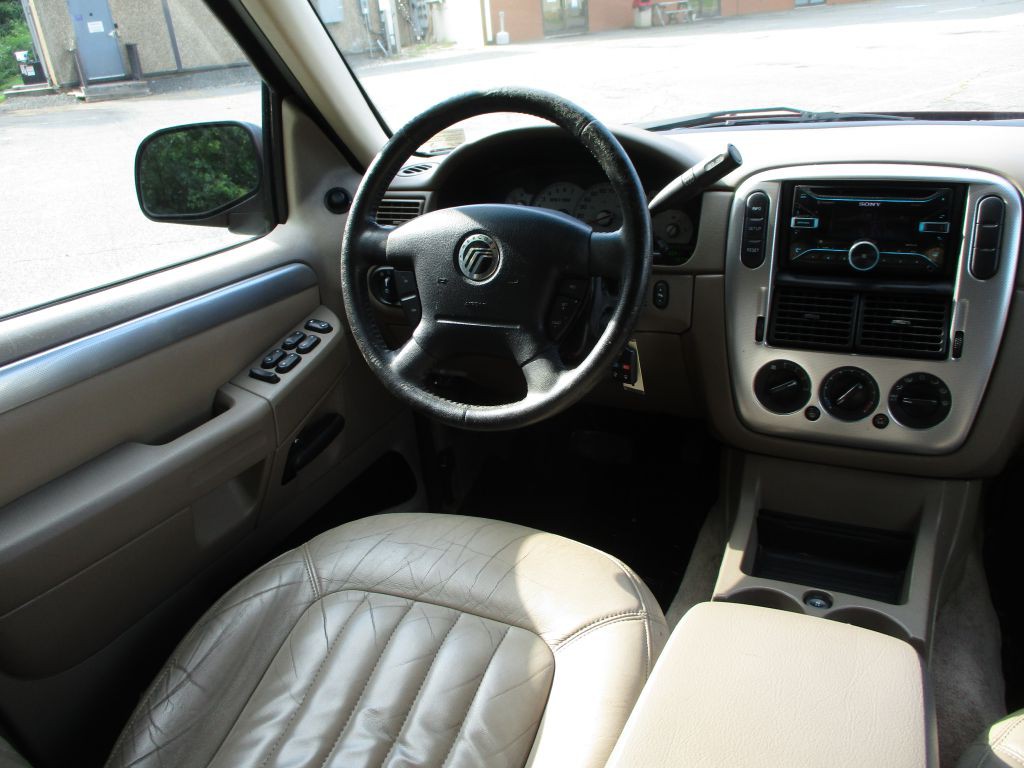 2005 Mercury Mountaineer Image 34