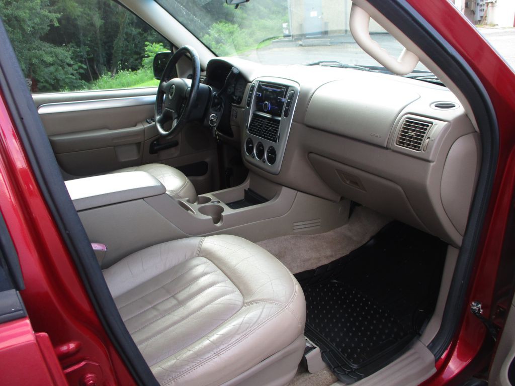 2005 Mercury Mountaineer Image 38