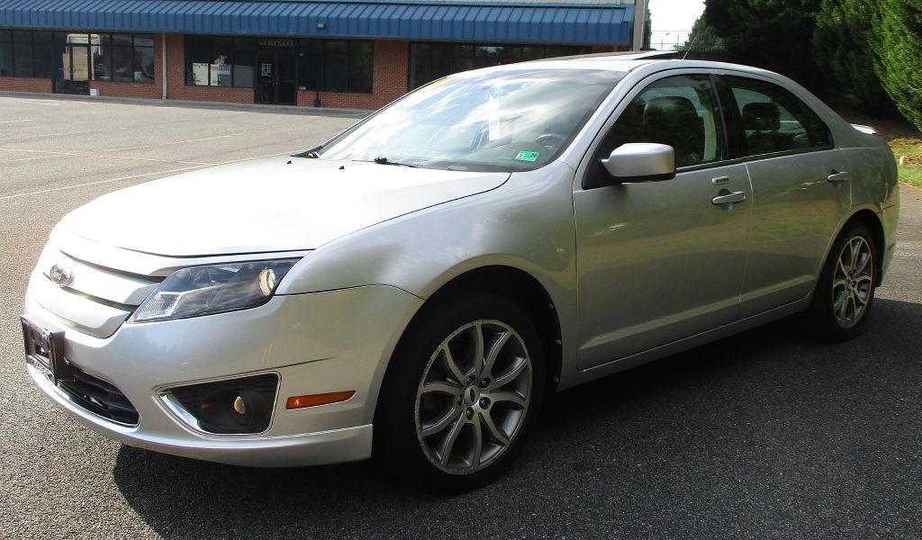 2012 Ford Fusion Image 3