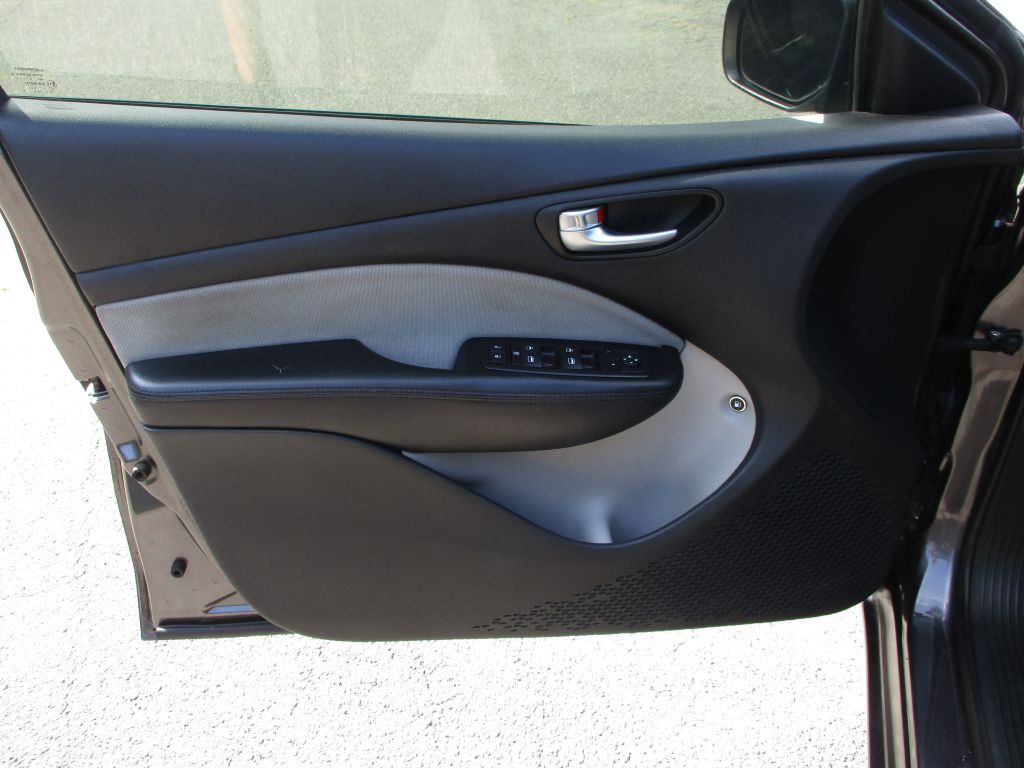 2014 Dodge Dart Image 12