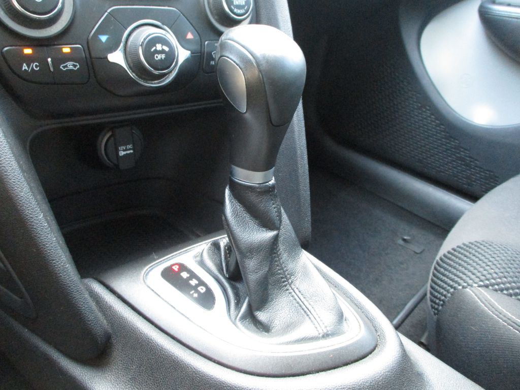 2014 Dodge Dart Image 37