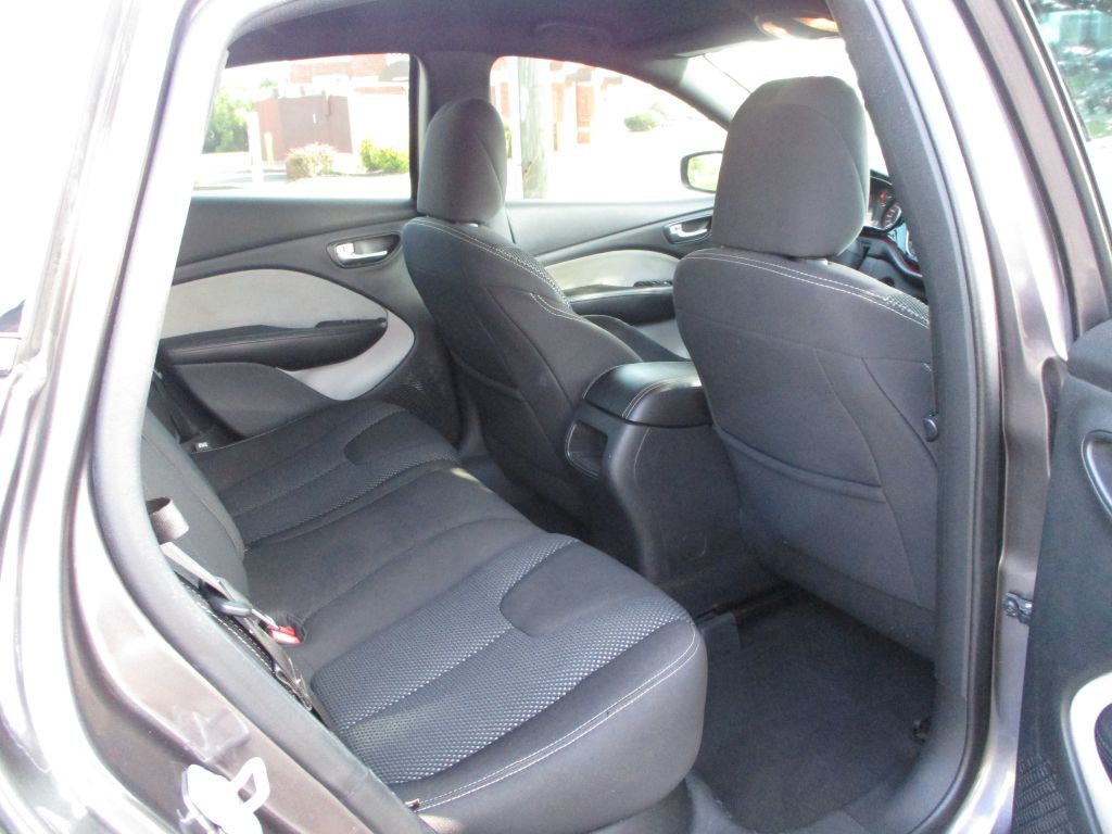 2014 Dodge Dart Image 46