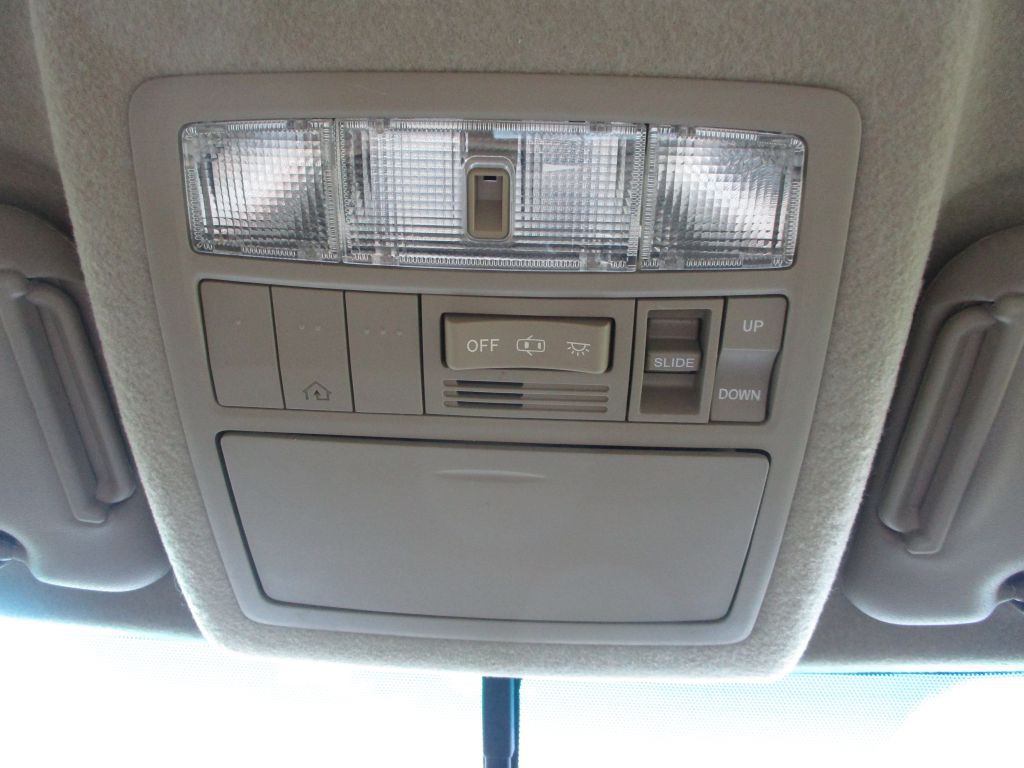 2013 Toyota Highlander Image 34
