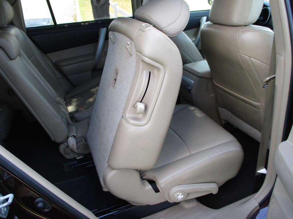 2013 Toyota Highlander Image 61