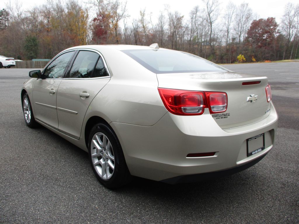 2013 Chevrolet Malibu Image 5