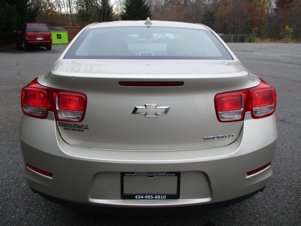 2013 Chevrolet Malibu Image 6