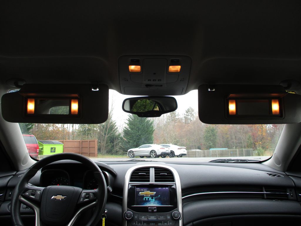 2013 Chevrolet Malibu Image 22