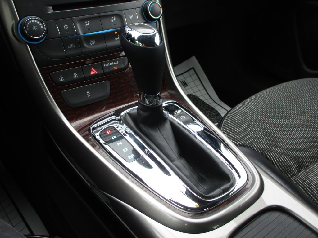 2013 Chevrolet Malibu Image 35