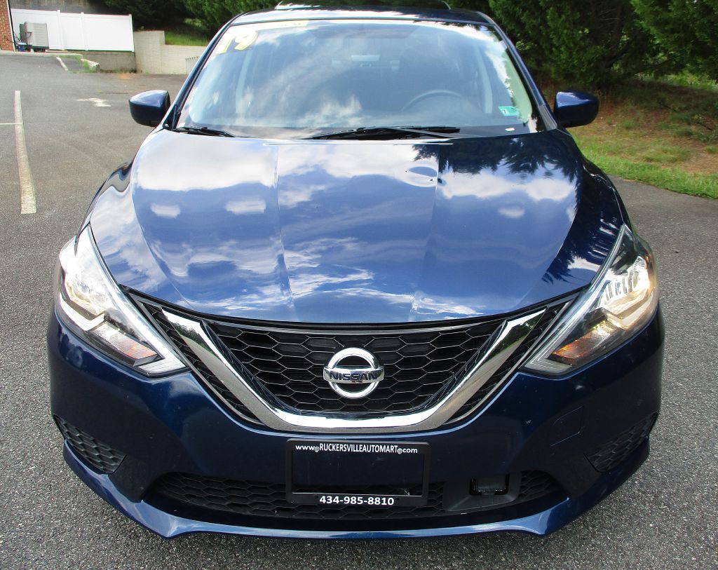 2019 Nissan Sentra Image 2