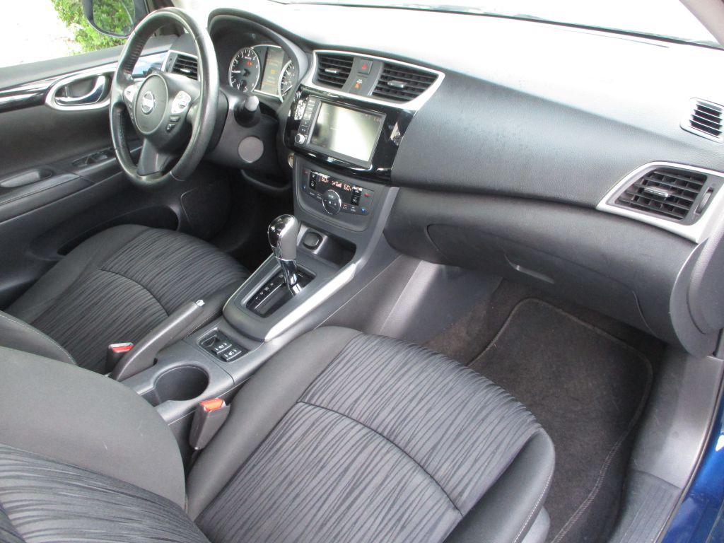 2019 Nissan Sentra Image 48