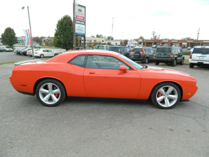 2008 Dodge Challenger Image 2