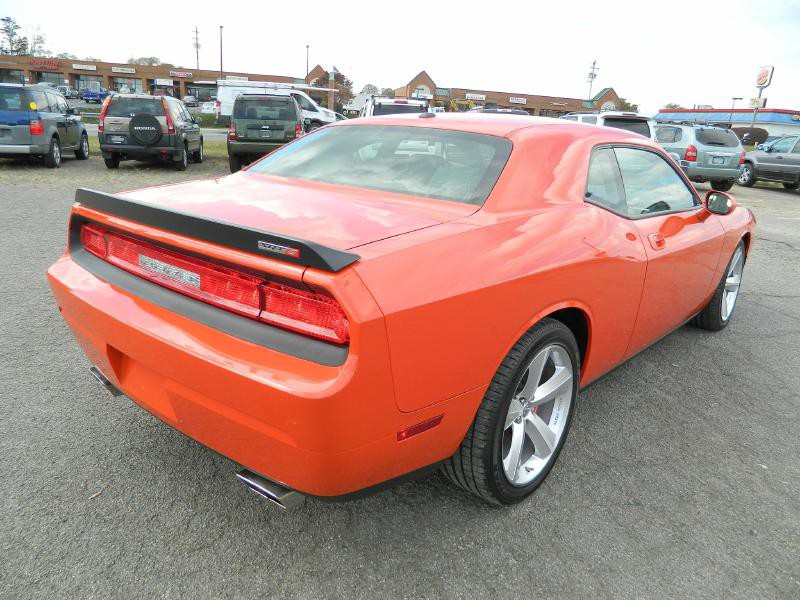 2008 Dodge Challenger Image 7