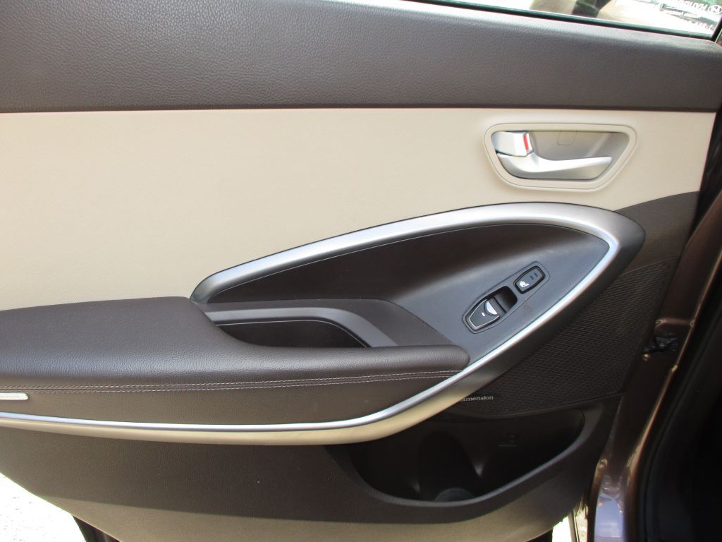 2013 Hyundai Santa Fe Image 30