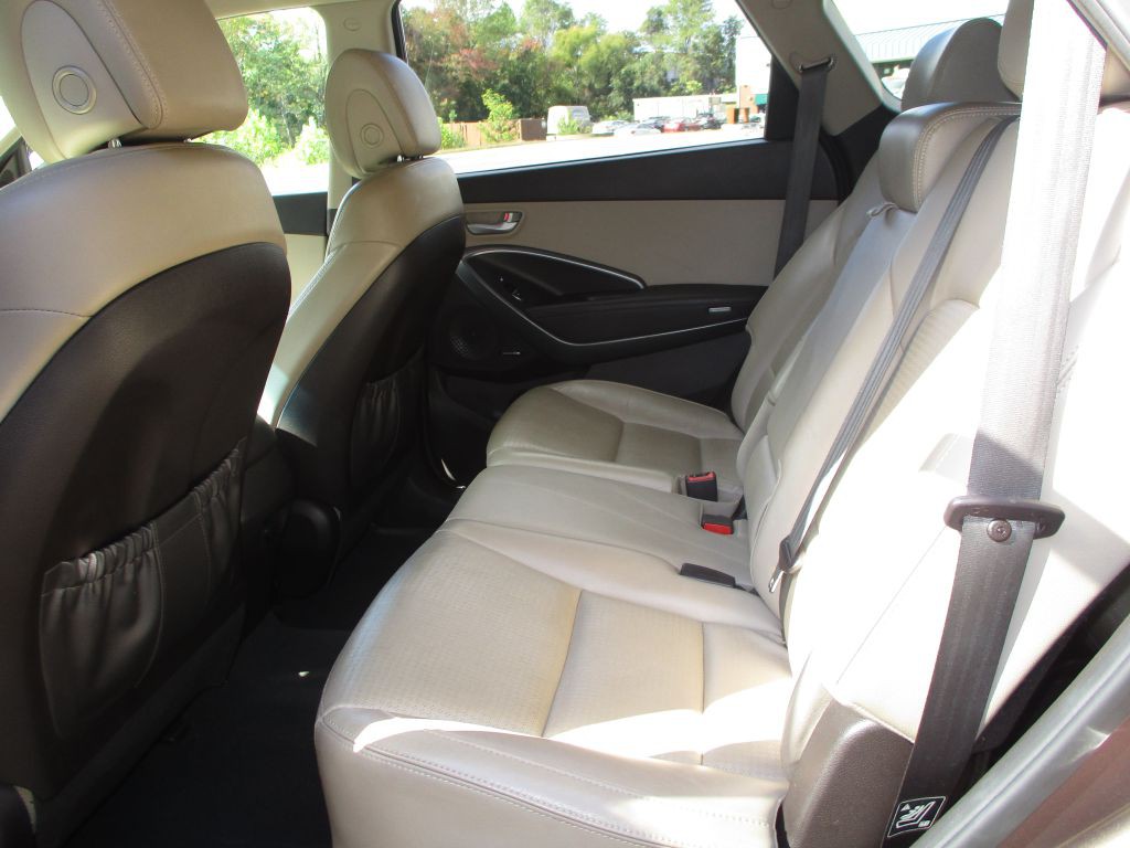 2013 Hyundai Santa Fe Image 31