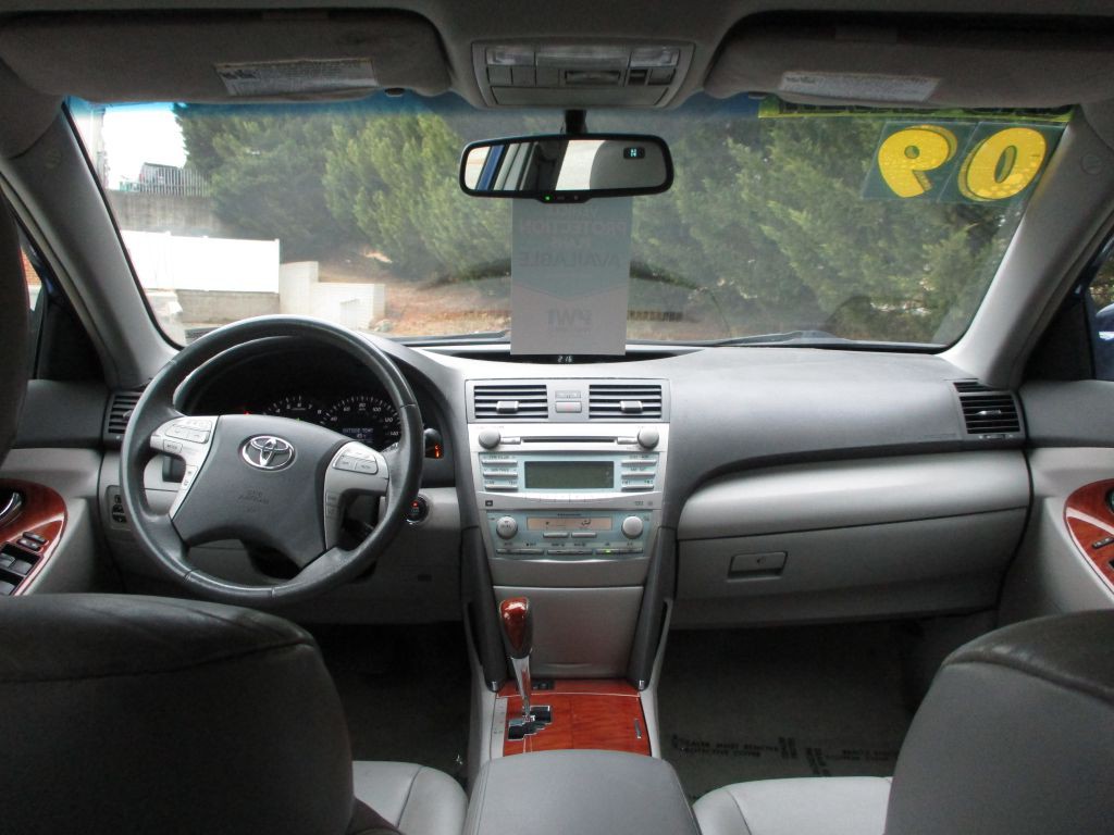 2009 Toyota Camry Image 19