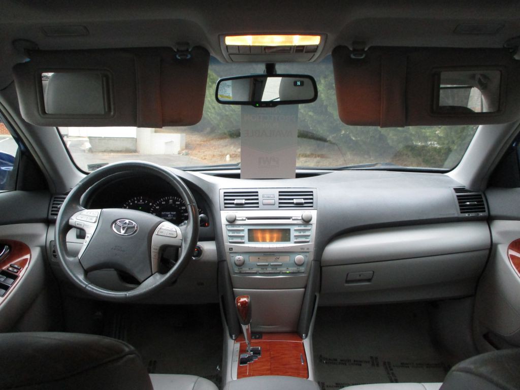 2009 Toyota Camry Image 20