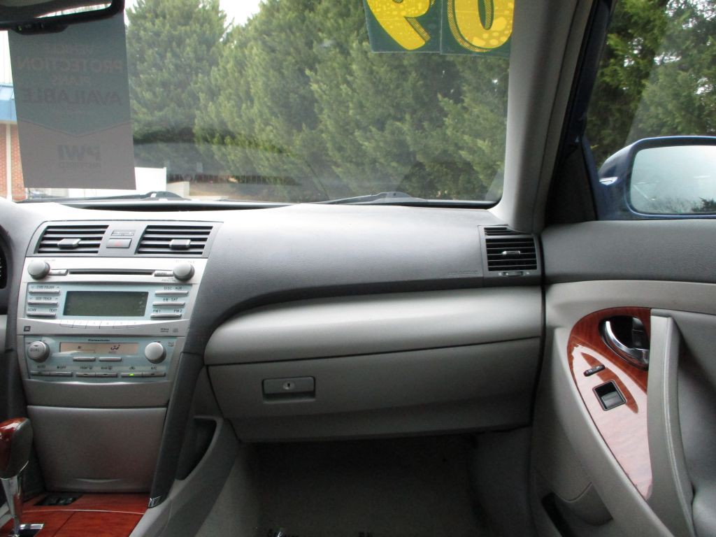 2009 Toyota Camry Image 21