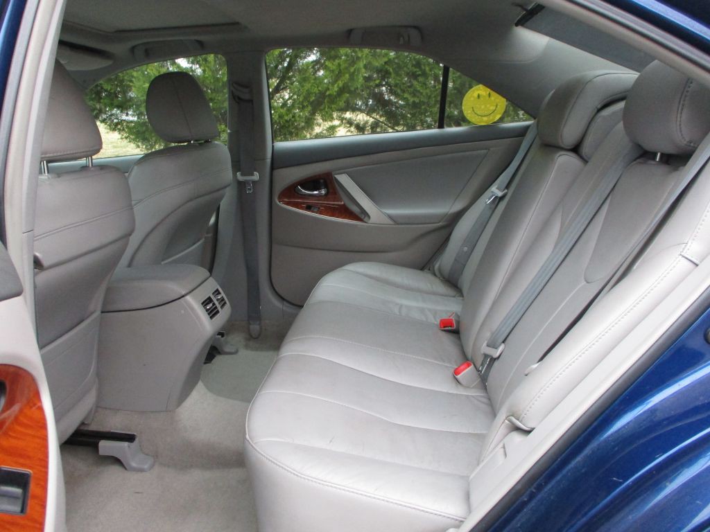 2009 Toyota Camry Image 25