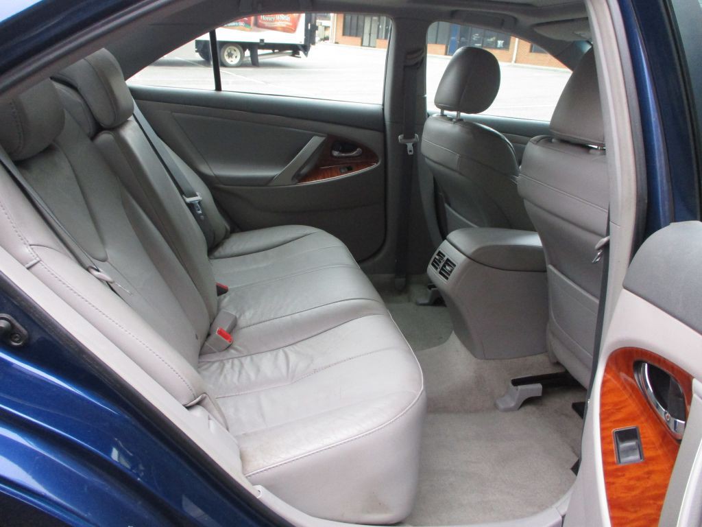 2009 Toyota Camry Image 28