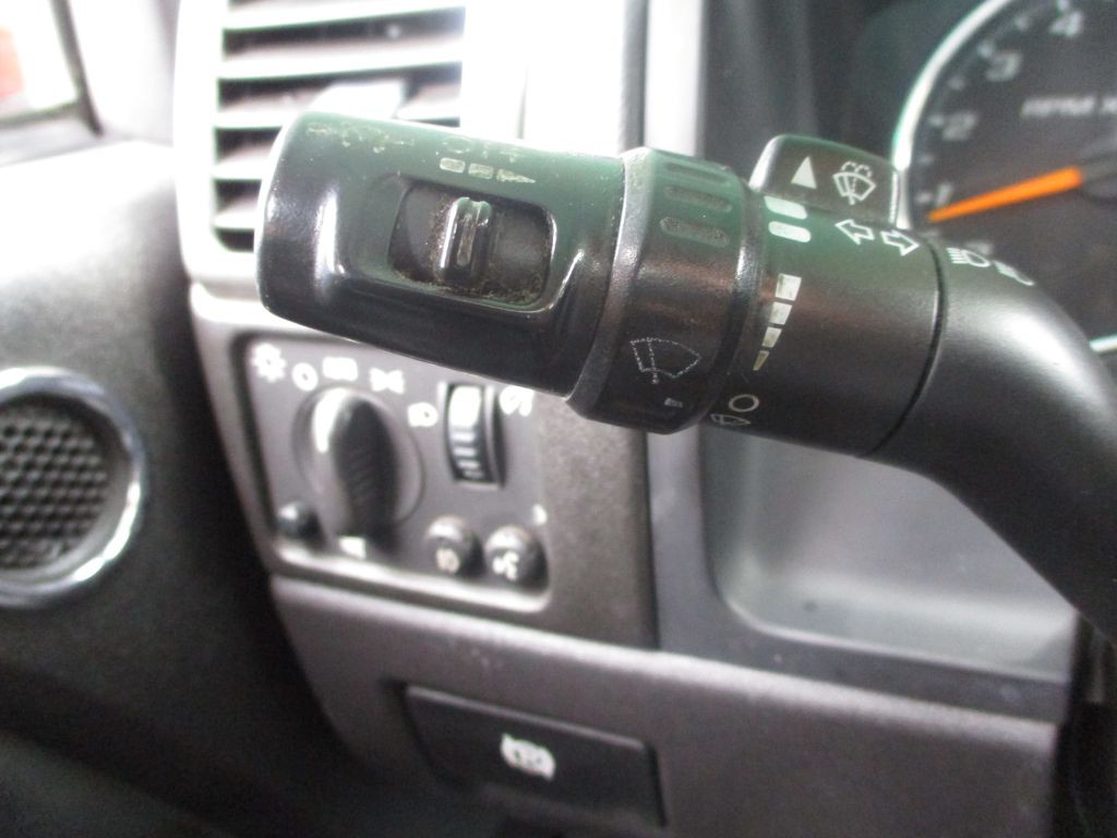 2011 Chevrolet Colorado Image 25