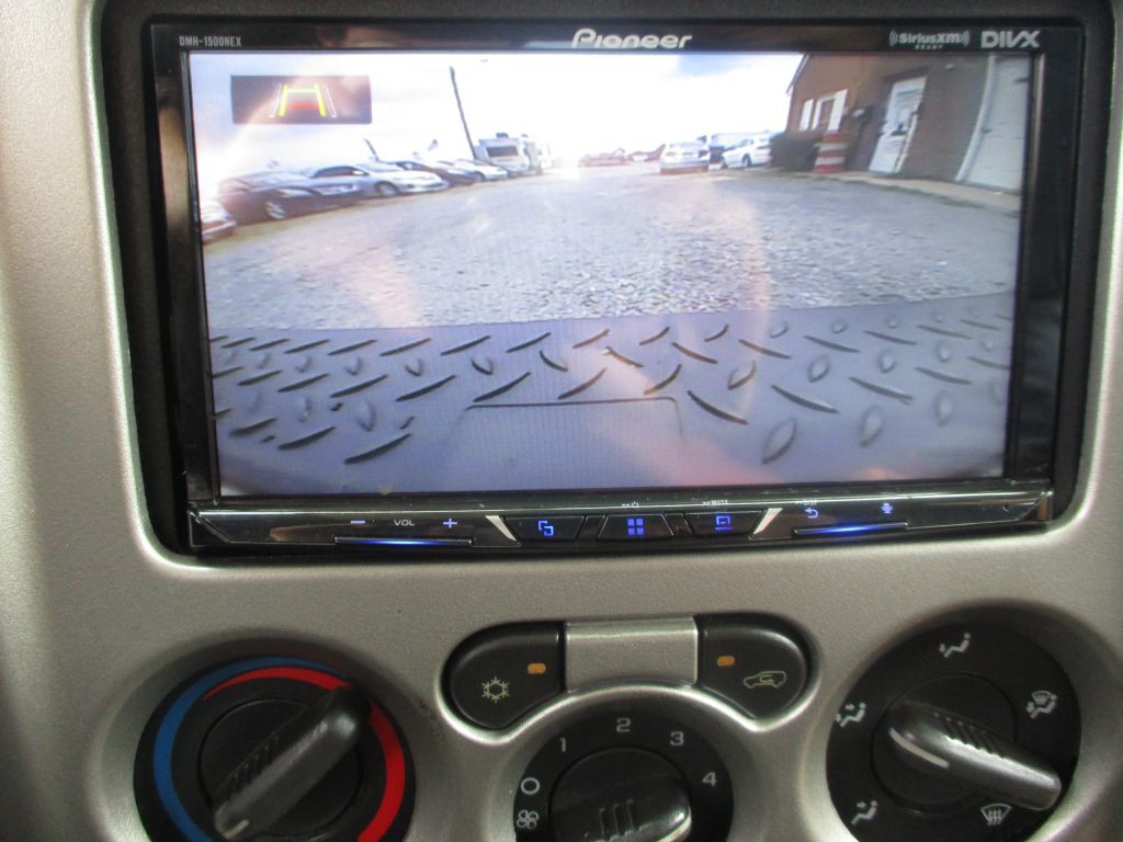 2011 Chevrolet Colorado Image 31