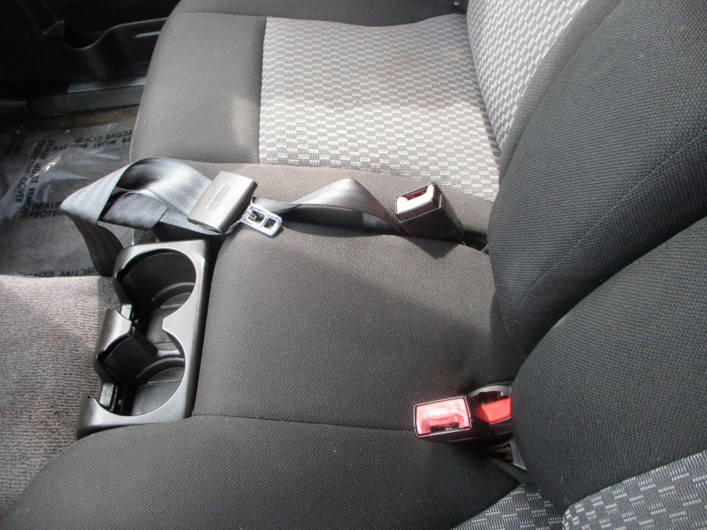 2011 Chevrolet Colorado Image 35