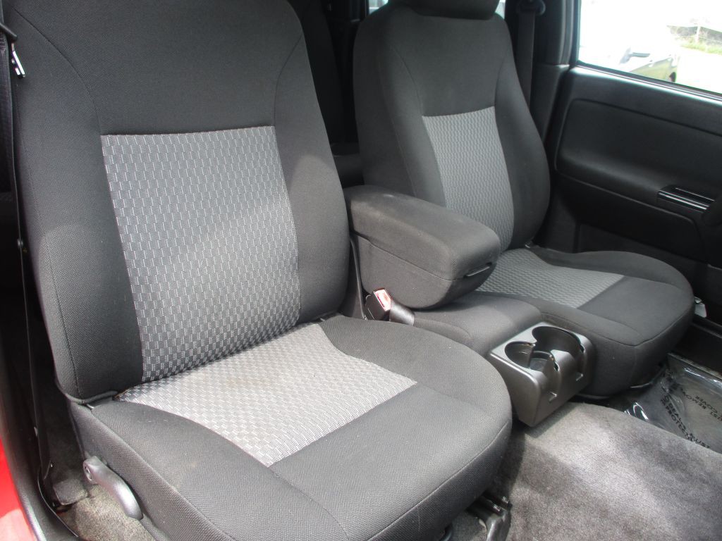 2011 Chevrolet Colorado Image 37