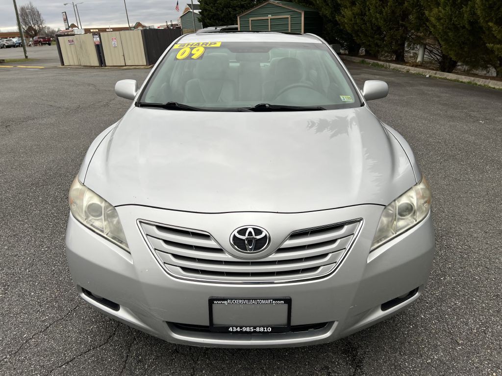2009 Toyota Camry Image 2