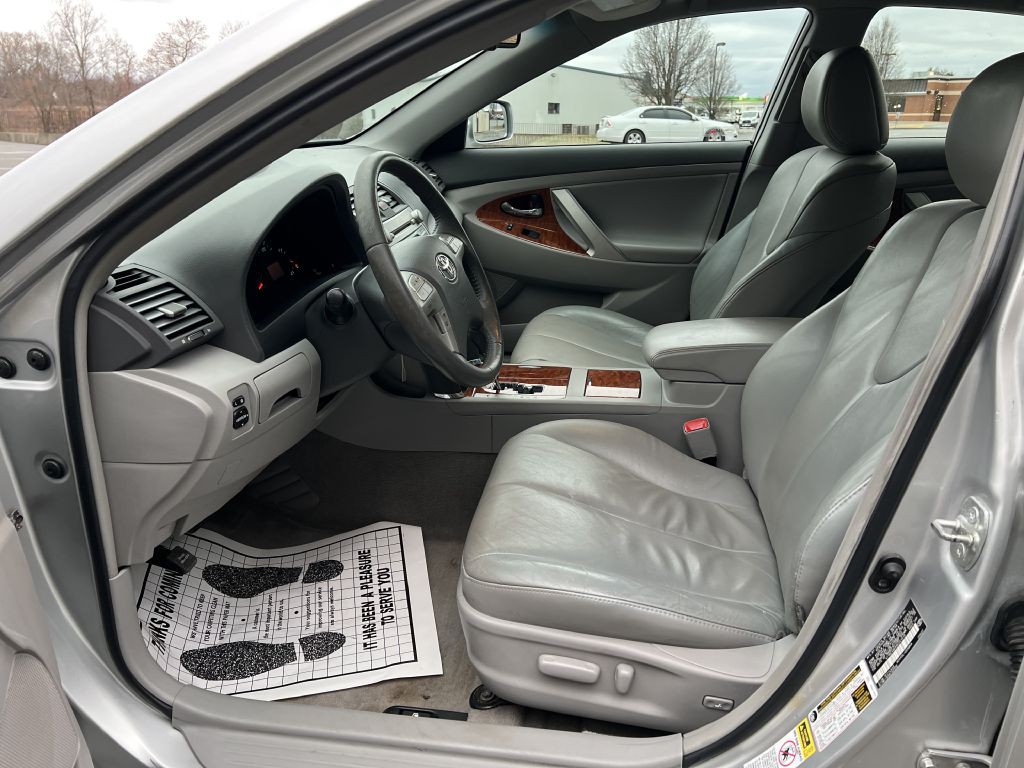 2009 Toyota Camry Image 13