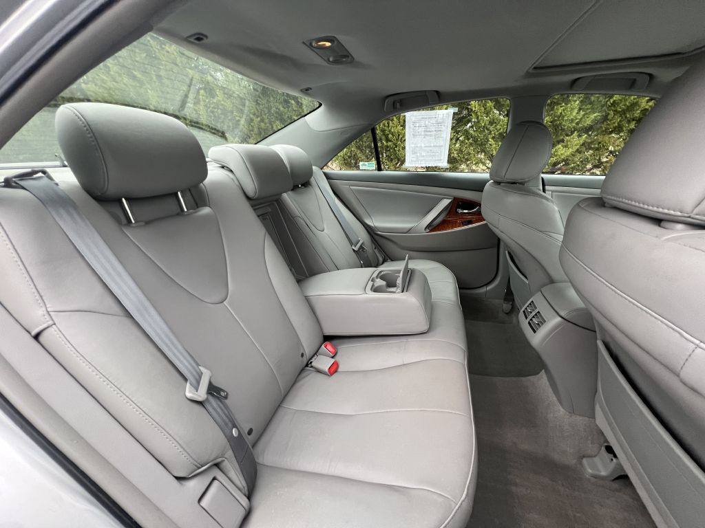 2009 Toyota Camry Image 21