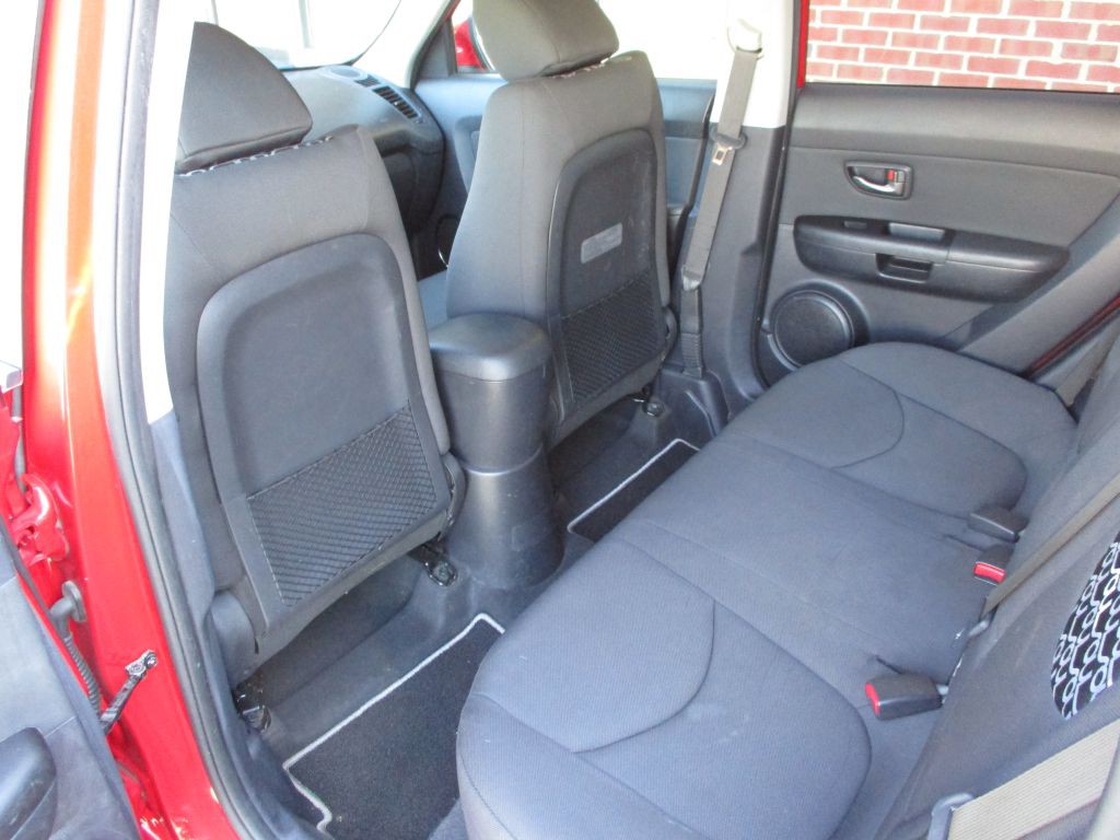 2011 Kia Soul Image 48