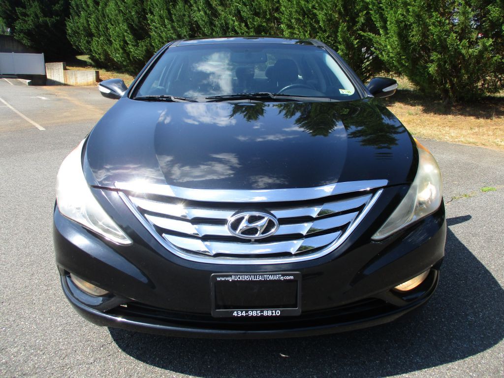 2013 Hyundai Sonata Image 1