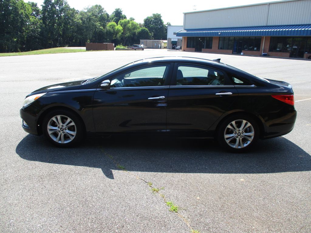 2013 Hyundai Sonata Image 3