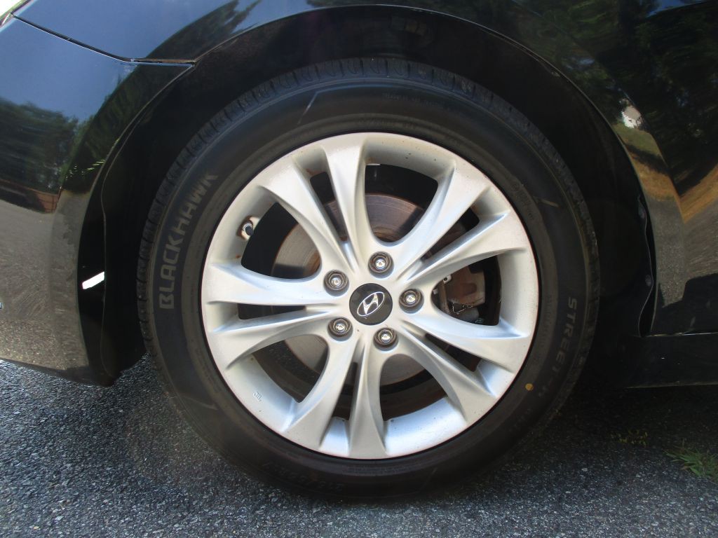 2013 Hyundai Sonata Image 9