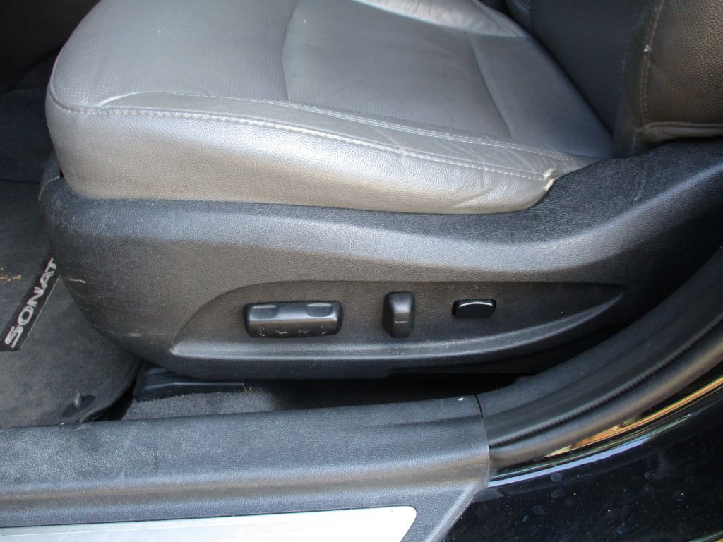 2013 Hyundai Sonata Image 14