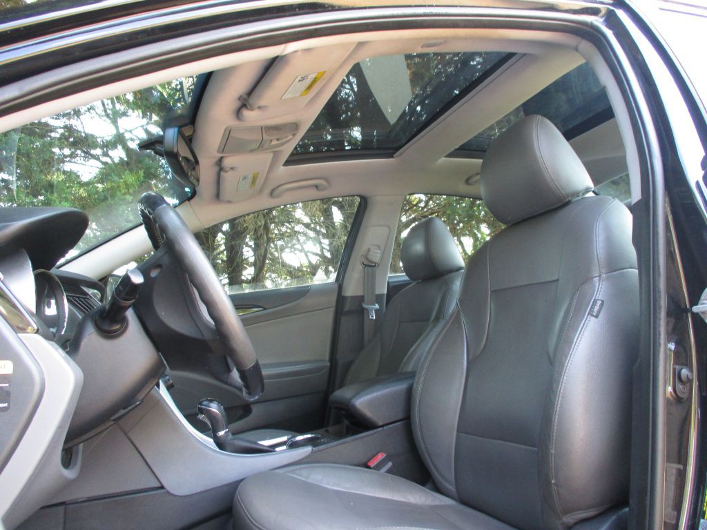 2013 Hyundai Sonata Image 15