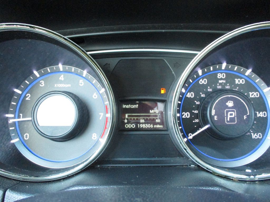 2013 Hyundai Sonata Image 28