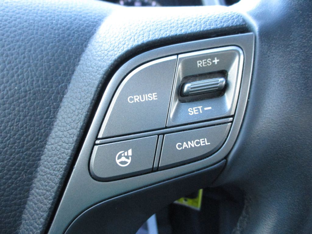 2014 Hyundai Santa Fe Sport Image 24