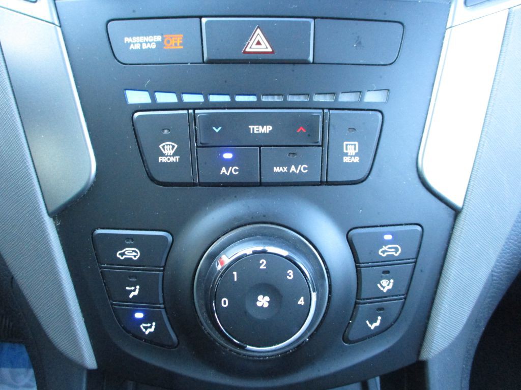 2014 Hyundai Santa Fe Sport Image 35
