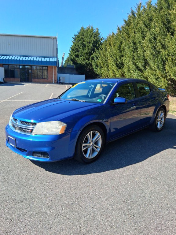 2012 Dodge Avenger Image 3