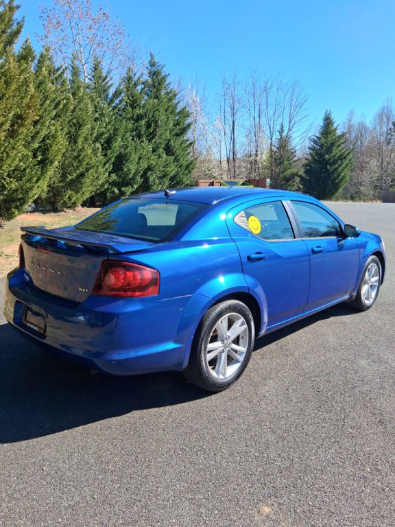 2012 Dodge Avenger Image 7