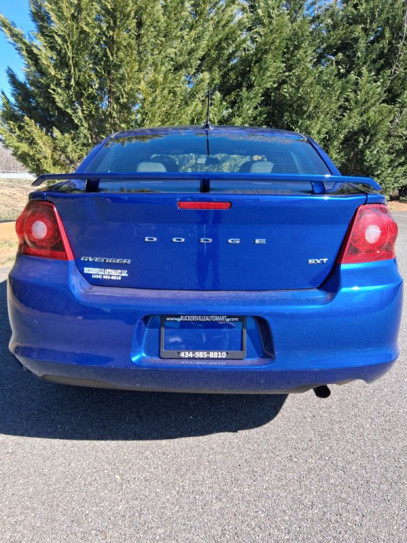 2012 Dodge Avenger Image 9