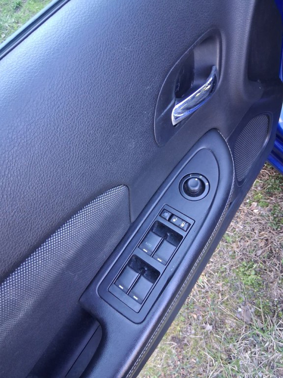 2012 Dodge Avenger Image 15