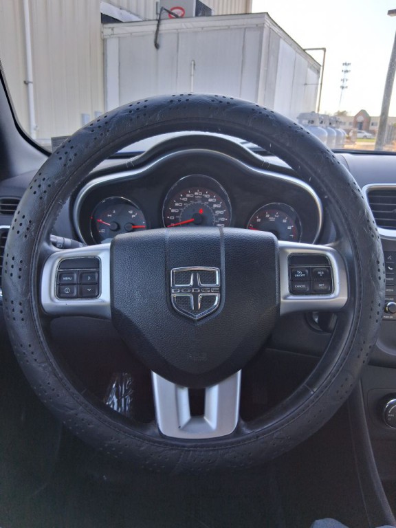 2012 Dodge Avenger Image 25