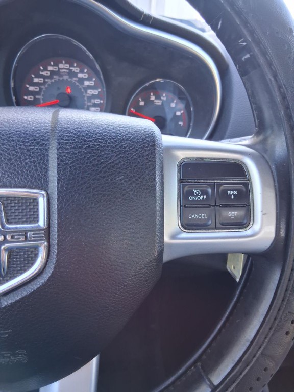 2012 Dodge Avenger Image 27