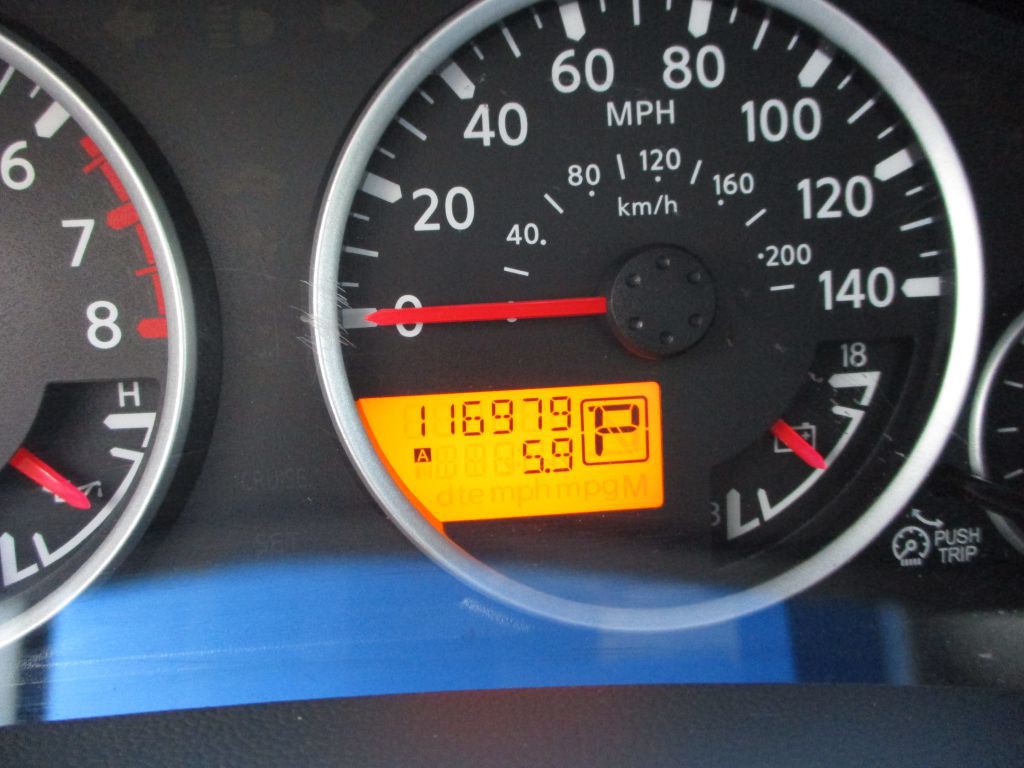 2013 Nissan Frontier Image 32