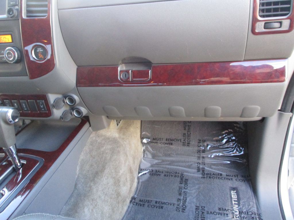 2013 Nissan Frontier Image 44